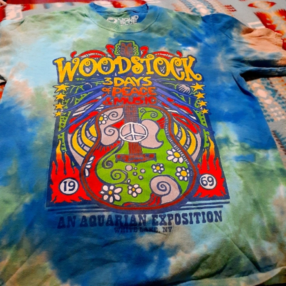 Liquid Blue Woodstock tie dye, size small
